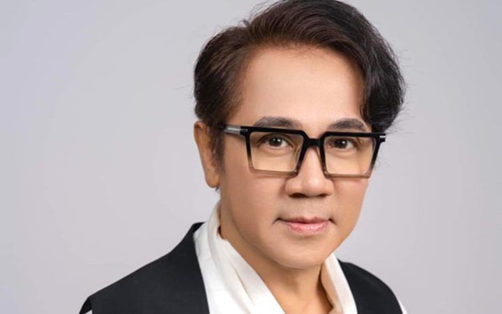 Nghệ sĩ Thành Lộc nhận giải Đạo diễn xuất sắc