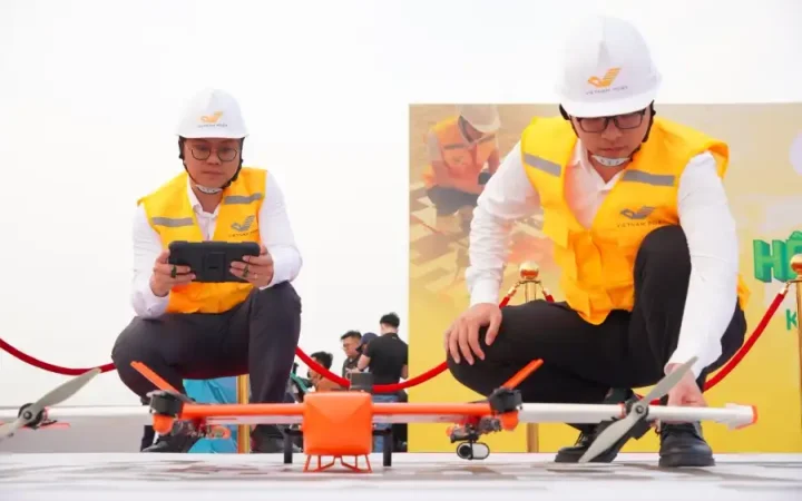 Lần đầu tiên thí điểm dùng thiết bị bay không người lái UAV vận chuyển trong y tế