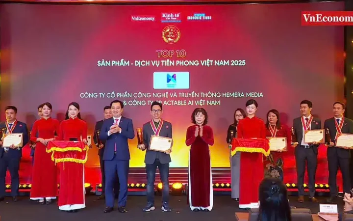 Marcom AI lọt Top 10 Sản phẩm – Dịch vụ Tiên phong 2025: Dấu ấn AI Việt trong lĩnh vực truyền thông