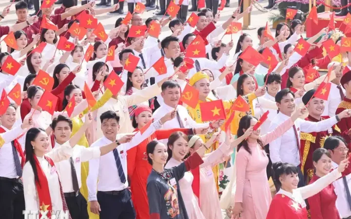 Phát triển văn hóa thực sự thành nền tảng, nguồn lực nội sinh, sức mạnh mềm