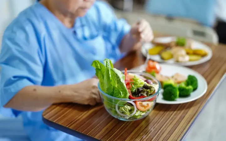 Dinh dưỡng trong điều trị là liều thuốc tốt cho người bệnh