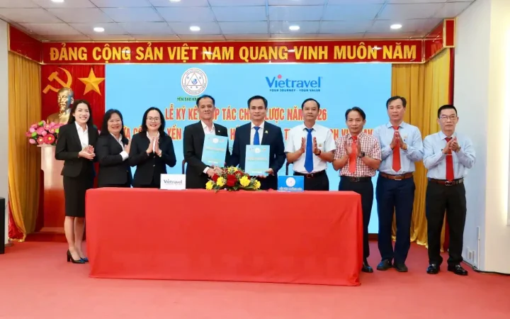 Ký kết hợp tác chiến lược giữa Yến sào Khánh Hòa và Vietravel: Bước tiến mới cho du lịch và di sản