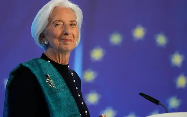 Eurozone đạt mục tiêu lạm phát 2%