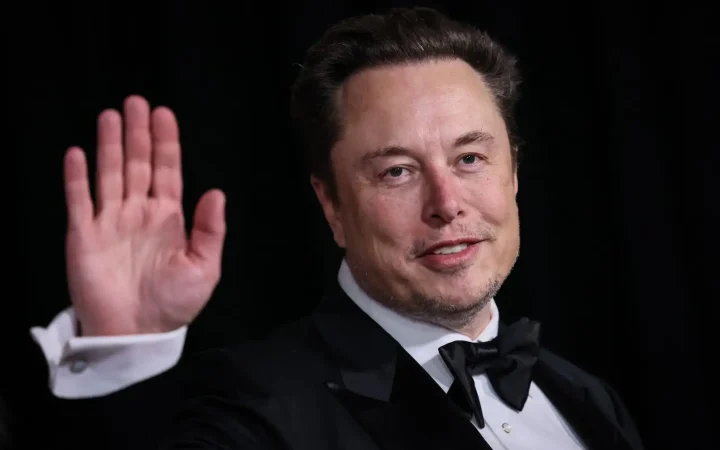 Gói đãi ngộ 1.000 tỷ USD của CEO Elon Musk gây tranh cãi