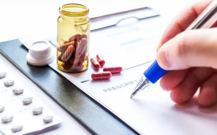 Bộ Y tế yêu cầu thống nhất kê đơn thuốc ngoại trú tối đa 90 ngày