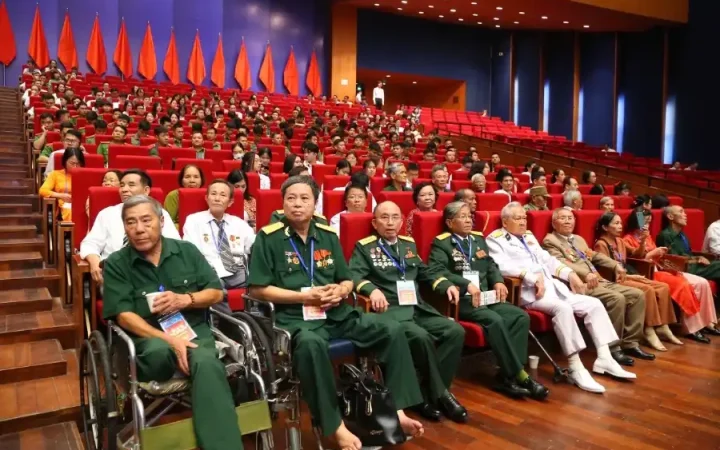 14 nhóm đối tượng người có công được nhận quà của Nhà nước dịp Tết