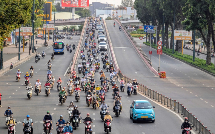 TP. Hồ Chí Minh yêu cầu cơ sở đăng kiểm chuẩn bị hạ tầng kiểm định khí thải xe máy