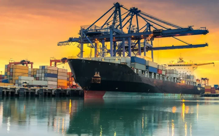 Cán cân thương mại thâm hụt hơn 3,2 tỷ USD ngay đầu năm