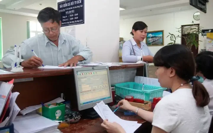 Doanh nghiệp được tạm dừng đóng BHXH khi đang áp dụng thủ tục phục hồi từ 01/3/2026