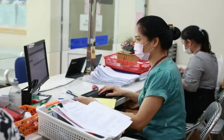Chậm nhất 1/7/2027, xếp ngạch công chức theo vị trí việc làm trước