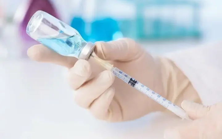 Những bệnh truyền nhiễm, đối tượng phải sử dụng vaccine, sinh phẩm bắt buộc