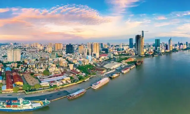 Tổ chức không gian phát triển đất nước thành 6 vùng kinh tế – xã hội