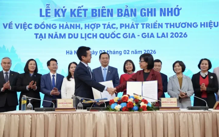Vietnam Airlines và Cục Du lịch Quốc gia Việt Nam ra mắt chuỗi hoạt động “Bay cao khát vọng Việt Nam”