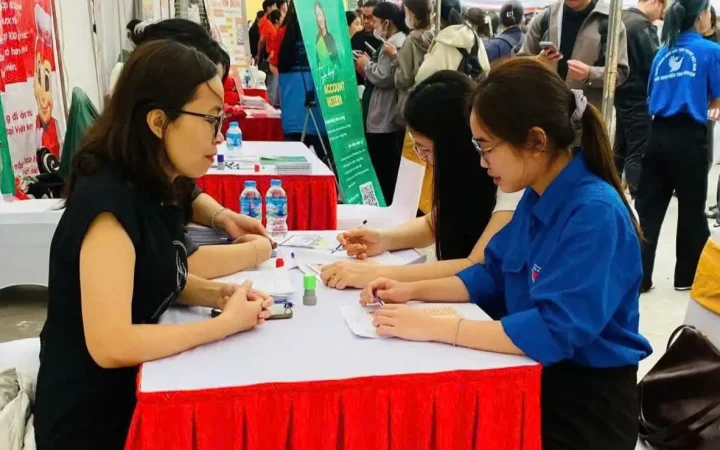Các doanh nghiệp linh hoạt hơn trong tuyển dụng và giữ chân nhân sự gen Z