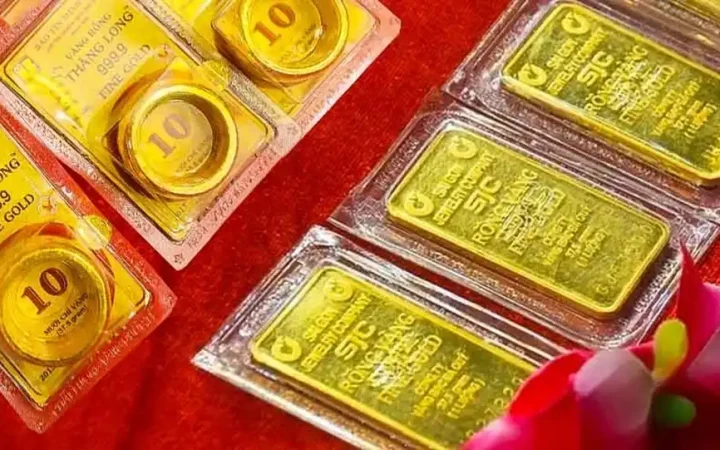Giá vàng miếng SJC tăng tới gần 6 triệu đồng mỗi lượng ngay sau nghỉ Tết