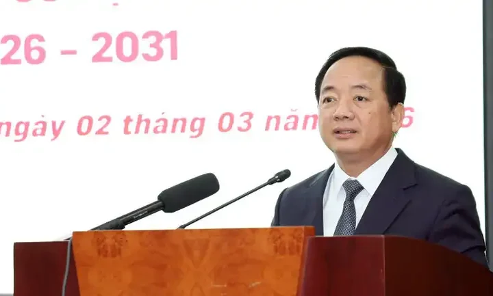 Trưởng Ban Tuyên giáo và Dân vận Trung ương tiếp xúc cử tri tại Tuyên Quang