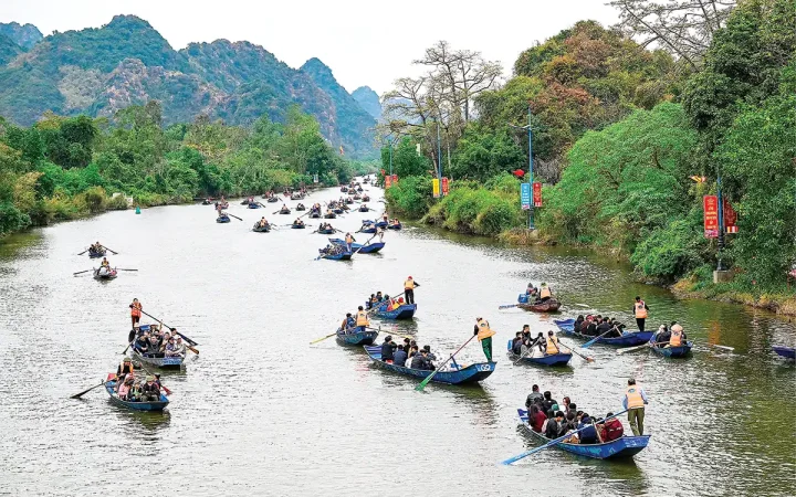 Du xuân Bính Ngọ thông suốt nhờ diện mạo mới