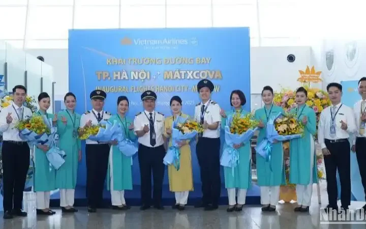 Chính thức tái lập cầu nối hàng không Hà Nội-Moscow