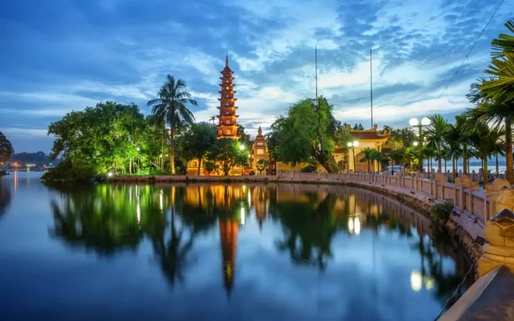Hà Nội lọt Top 50 thành phố đẹp nhất thế giới: Cú hích đón du khách chất lượng