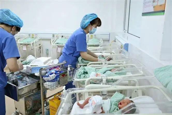 Đề xuất hỗ trợ 2 triệu đồng cho mỗi phụ nữ sinh đủ 2 con trước 35 tuổi