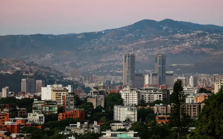 Nhà đầu tư quốc tế tìm cơ hội tại Venezuela