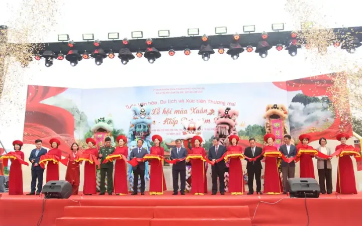 Khai mạc Tuần Văn hóa, Du lịch và Xúc tiến Thương mại tại Lễ hội mùa xuân Côn Sơn – Kiếp Bạc 2026
