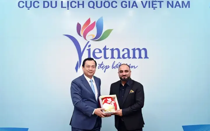 Kích cầu khách quốc tế tiêu dùng trong hành trình du lịch Việt Nam