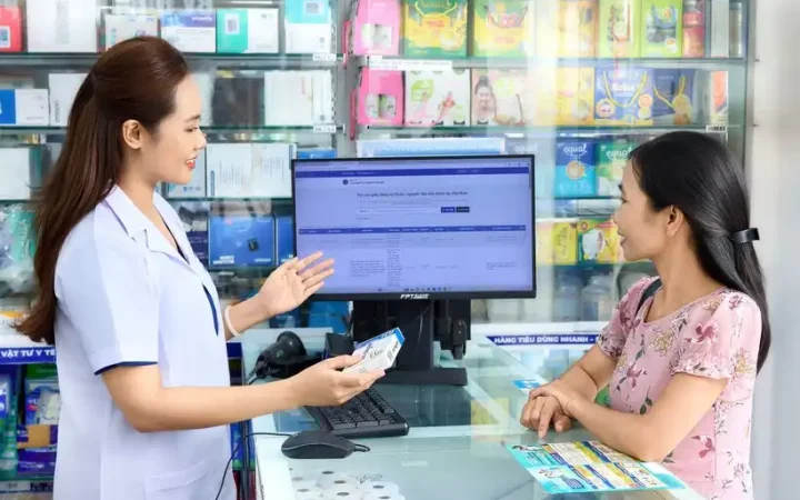 Hà Nội thu thập dữ liệu y tế, người dân có thể tra cứu sức khỏe trên VNeID, iHanoi