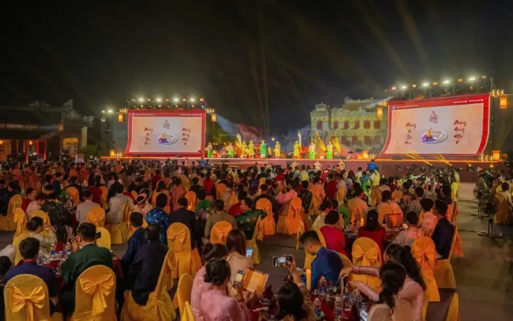 Huế “thắp sáng” di sản, mở rộng không gian kinh tế đêm