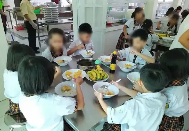 Hà Nội: Rà soát tất cả đầu mối cung cấp thực phẩm cho trường học