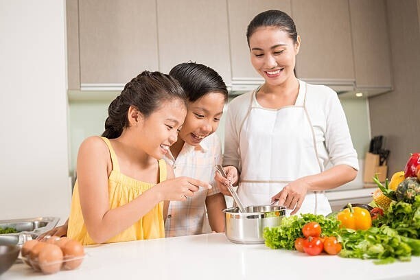 Vai trò của phụ nữ trong việc nâng hạng chỉ số hạnh phúc quốc gia – Kinh nghiệm từ Phần Lan 7 lần liên tiếp là quốc gia hạnh phúc nhất thế giới