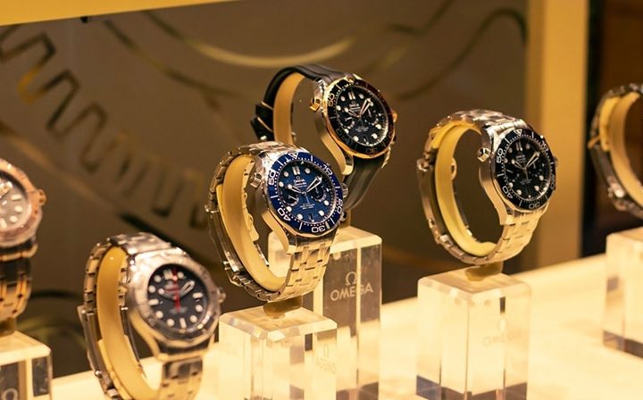 Rolex lại tăng giá đồng hồ vàng
