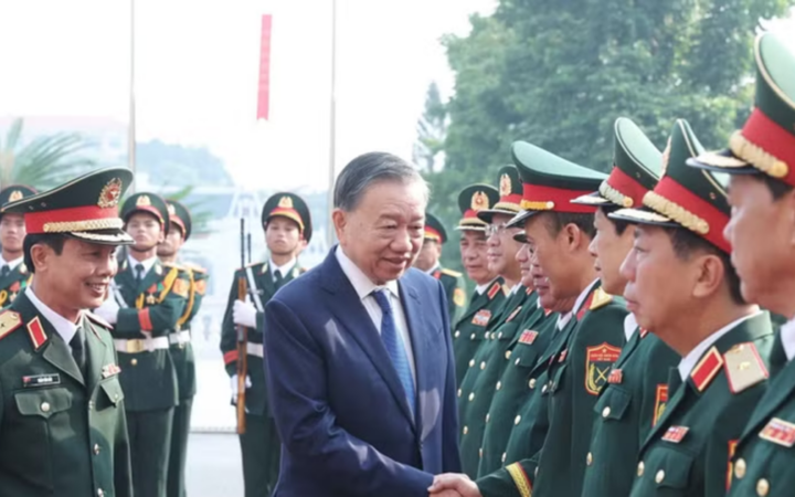 Tổng Bí thư, Chủ tịch nước Tô Lâm dự Lễ kỷ niệm 80 năm Ngày truyền thống Lực lượng vũ trang Quân khu 2