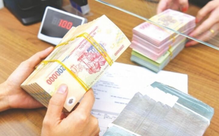 Lợi dụng hình thức tạm nhập tái xuất để chuyển tiền trái phép ra nước ngoài